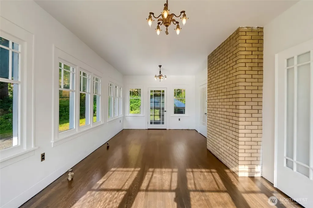 4918 S 3rd Avenue Everett WA 98203