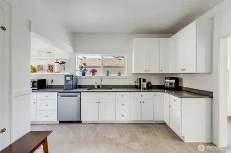 4918 S 3rd Avenue Everett WA 98203