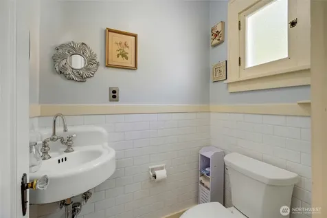 4918 S 3rd Avenue Everett WA 98203