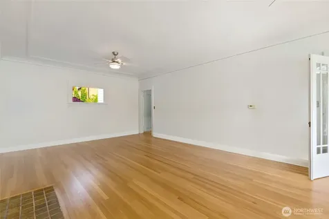 4918 S 3rd Avenue Everett WA 98203