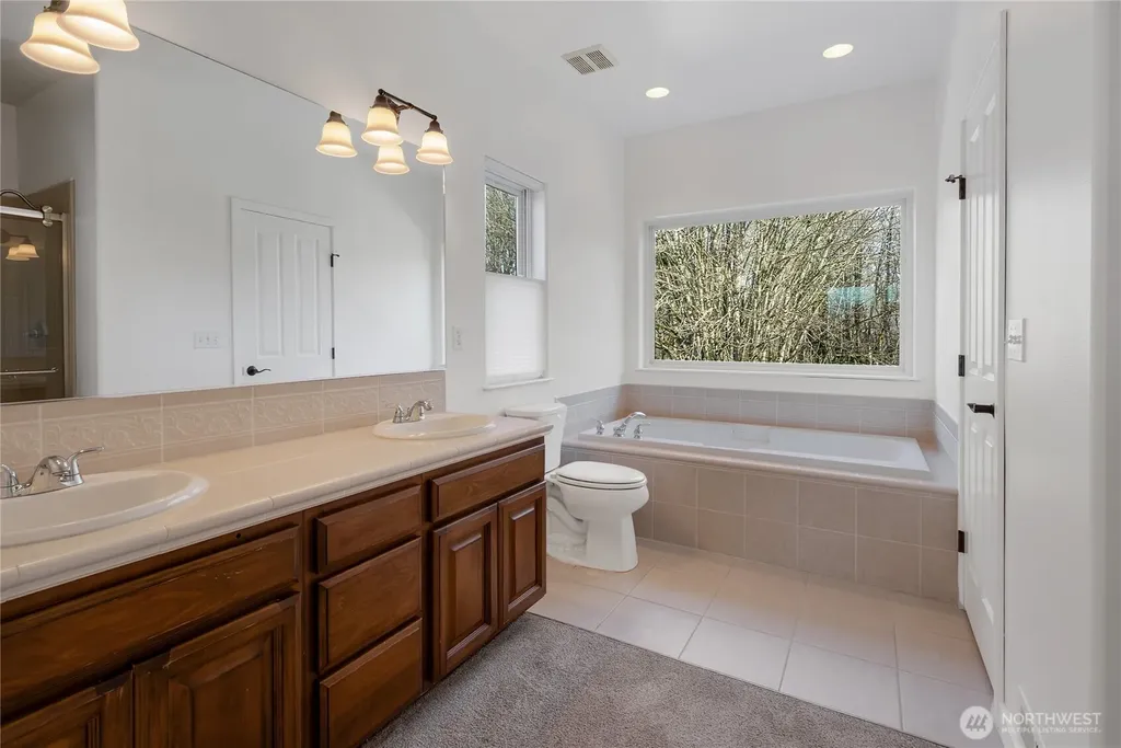 758 Tufts Avenue E Port Orchard WA 98366