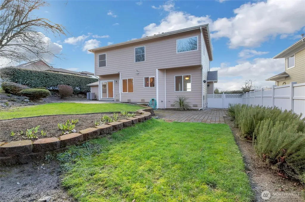 758 Tufts Avenue E Port Orchard WA 98366