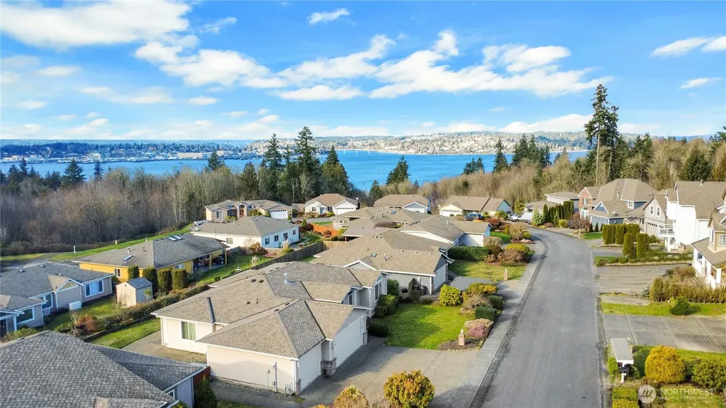 758 Tufts Avenue E Port Orchard WA 98366