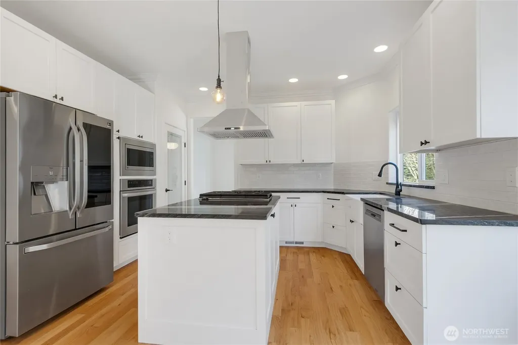 758 Tufts Avenue E Port Orchard WA 98366