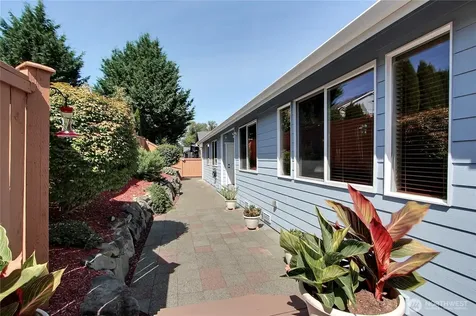 15126 82nd Avenue E Puyallup WA 98375