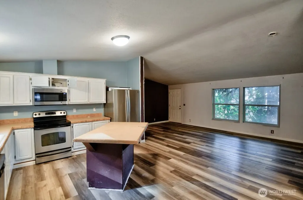 4213 State Route 6 Chehalis WA 98532