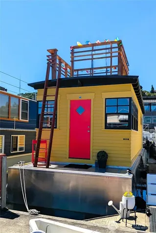 2040 Westlake Avenue N Seattle WA 98109