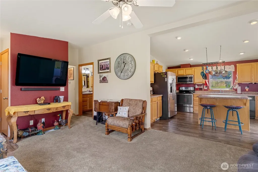2560 Antoine Creek Chelan WA 98816
