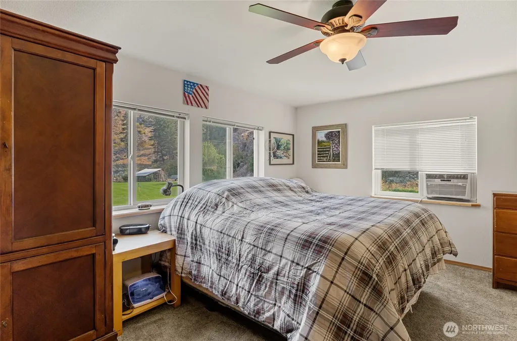 2560 Antoine Creek Chelan WA 98816