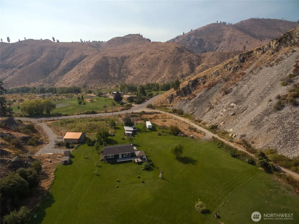 2560 Antoine Creek Chelan WA 98816