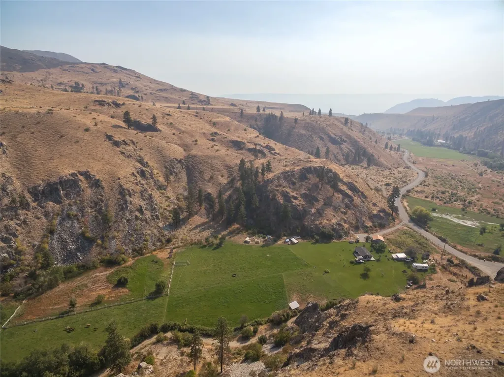 2560 Antoine Creek Chelan WA 98816