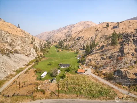 2560 Antoine Creek Chelan WA 98816
