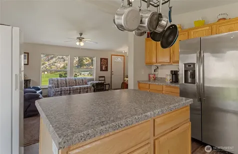 2560 Antoine Creek Chelan WA 98816
