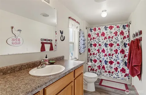 2560 Antoine Creek Chelan WA 98816