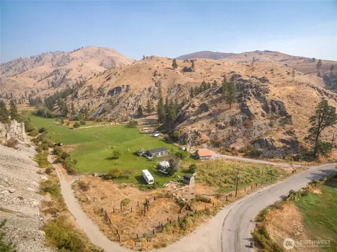 2560 Antoine Creek Chelan WA 98816