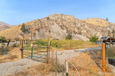 2560 Antoine Creek Chelan WA 98816