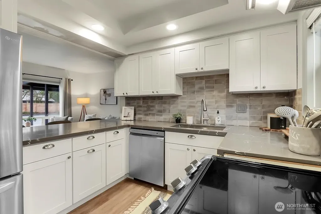 1021 Walnut Street Edmonds WA 98020