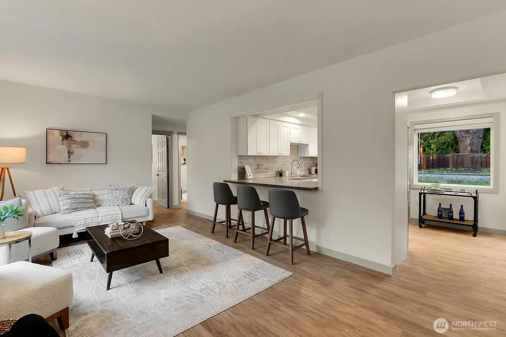 1021 Walnut Street Edmonds WA 98020