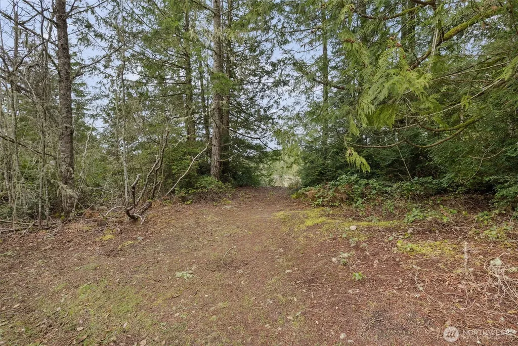 9520 Dishman Road NW Bremerton WA 98312
