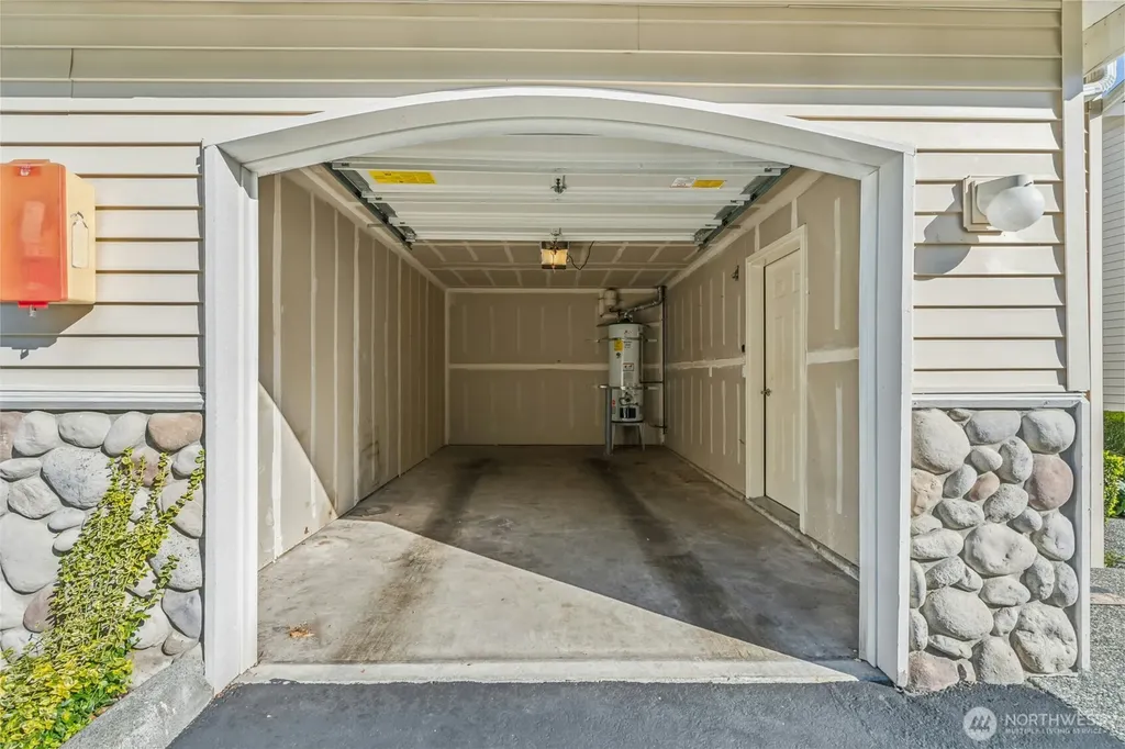 725 SW 115th Street SW Everett WA 98204