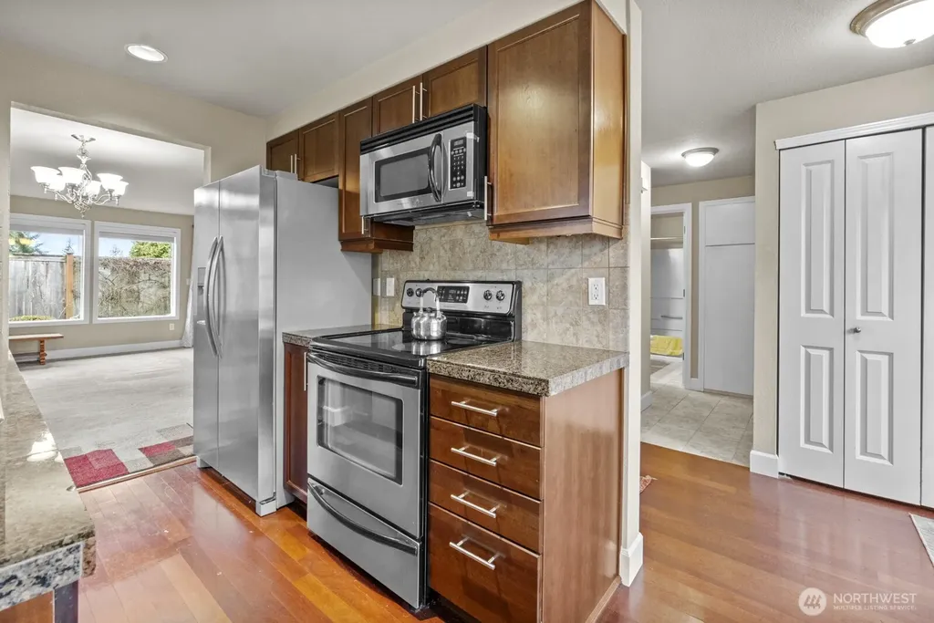 5702 N 33rd Tacoma WA 98407