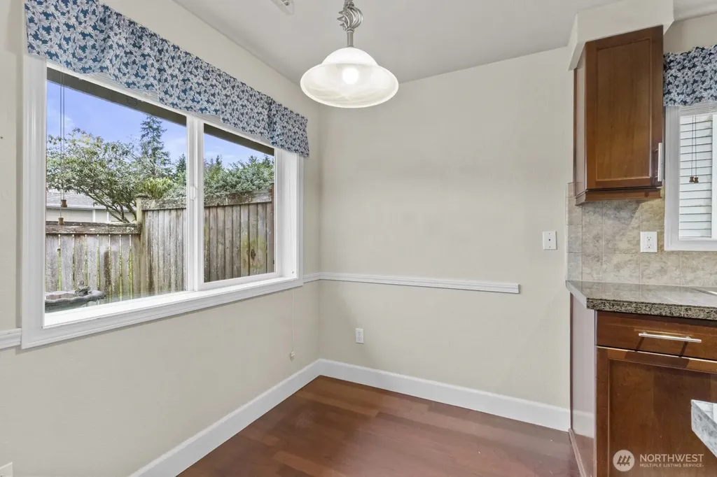 5702 N 33rd Tacoma WA 98407