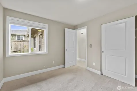 5702 N 33rd Tacoma WA 98407