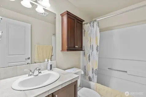 5702 N 33rd Tacoma WA 98407