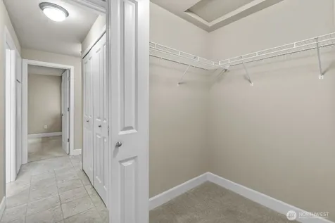 5702 N 33rd Tacoma WA 98407
