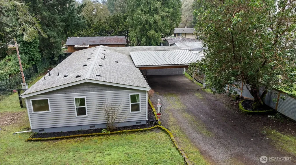 6827 Holmes Island Road SE Lacey WA 98503