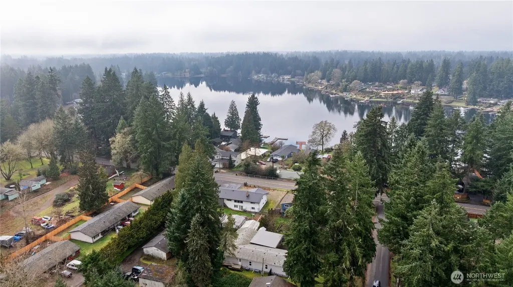 6827 Holmes Island Road SE Lacey WA 98503