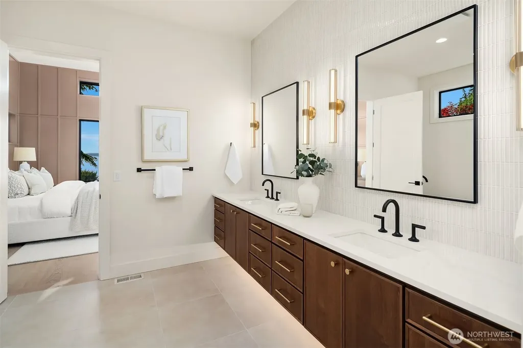 17626 Talbot Road Edmonds WA 98026