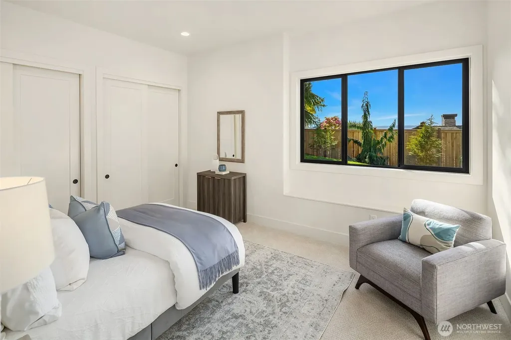 17626 Talbot Road Edmonds WA 98026