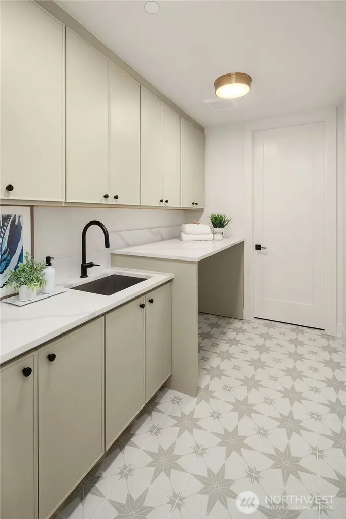 17626 Talbot Road Edmonds WA 98026