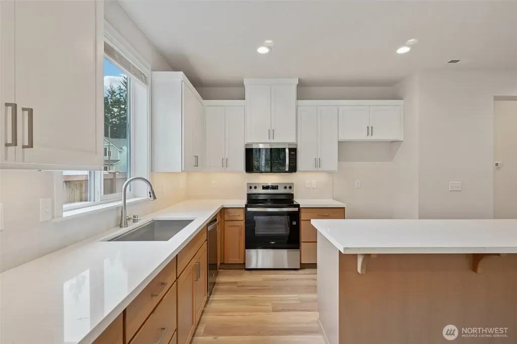 1303 60th Avenue NE Tacoma WA 98422