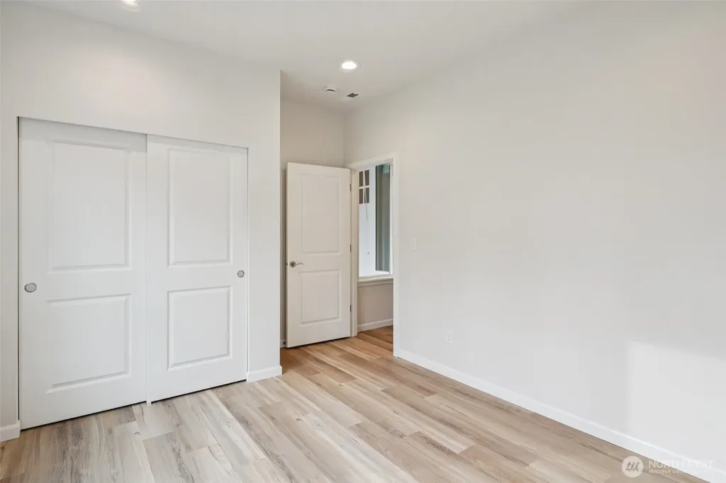 1303 60th Avenue NE Tacoma WA 98422