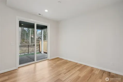 1303 60th Avenue NE Tacoma WA 98422