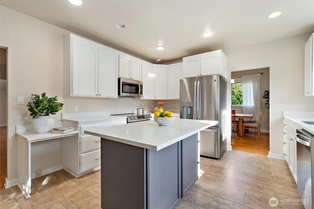 24228 47th Avenue SE Woodinville WA 98072