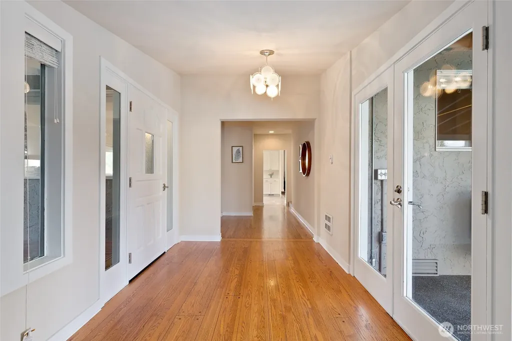 24228 47th Avenue SE Woodinville WA 98072