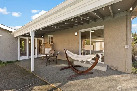 24228 47th Avenue SE Woodinville WA 98072