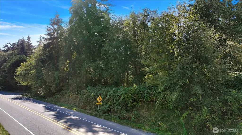 1991 E Beachwood Drive Freeland WA 98249