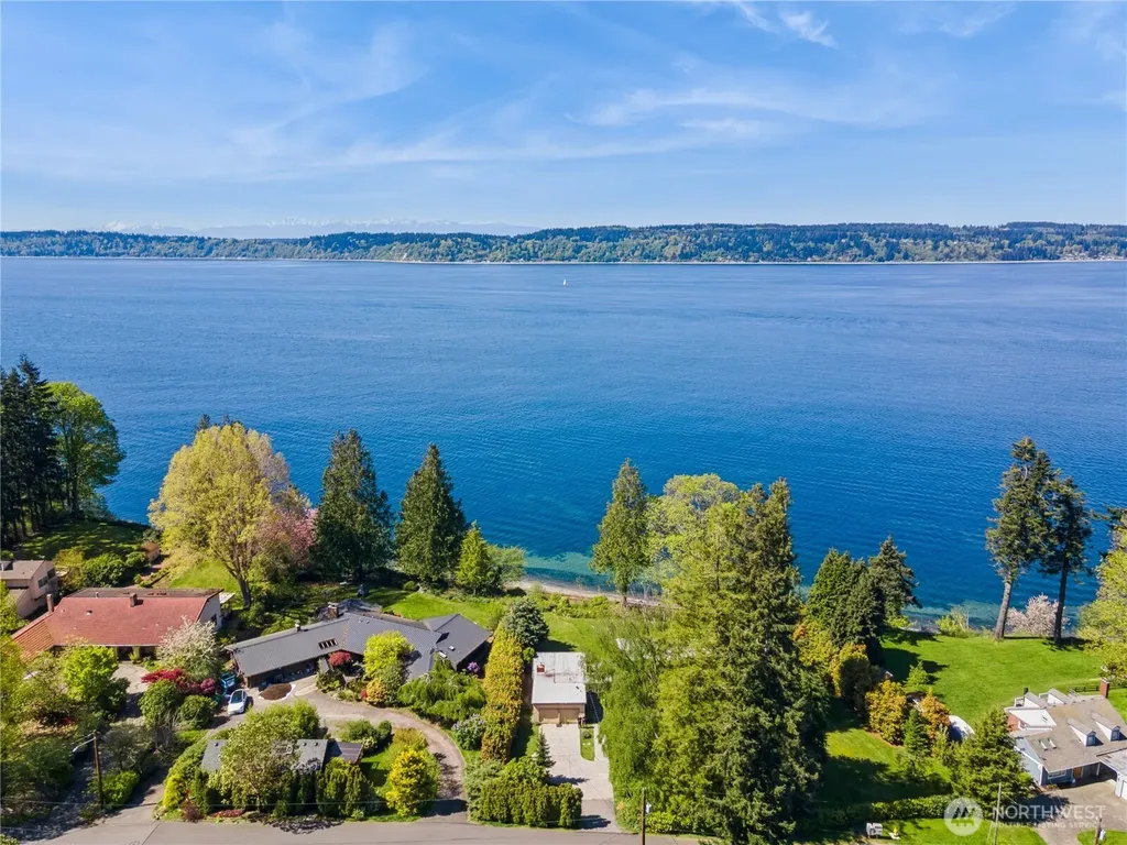 607 Webster Street Mukilteo WA 98275