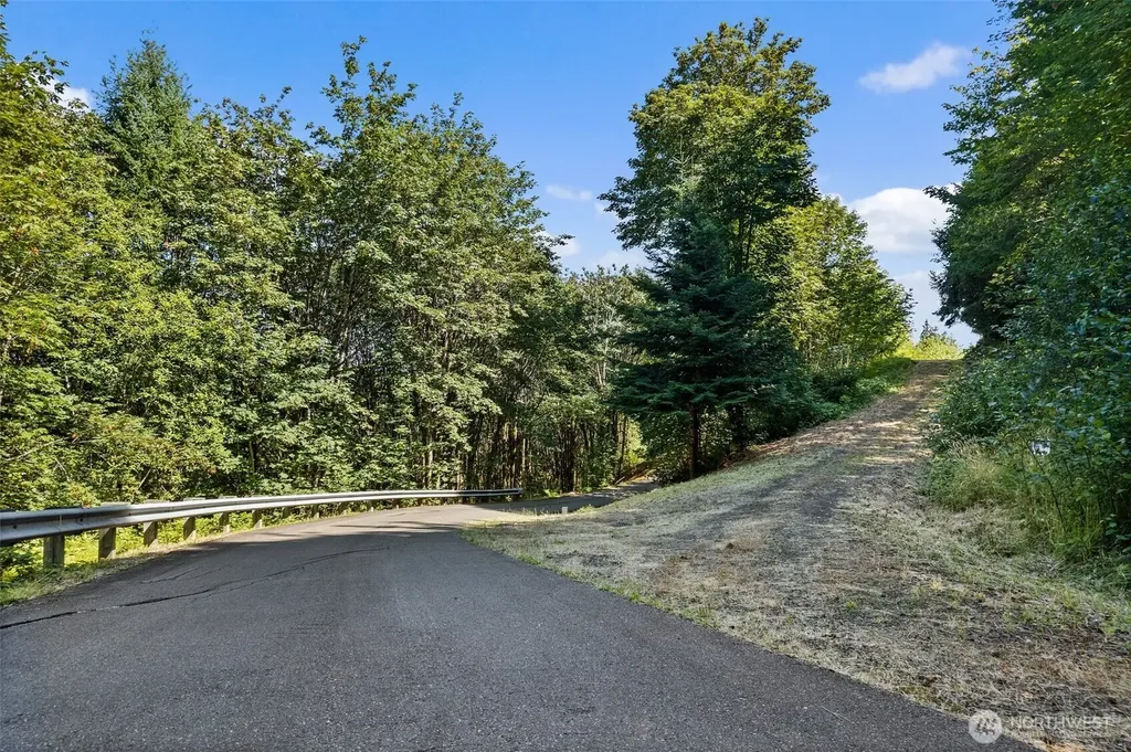 6440 19th Lane NW Olympia WA 98502