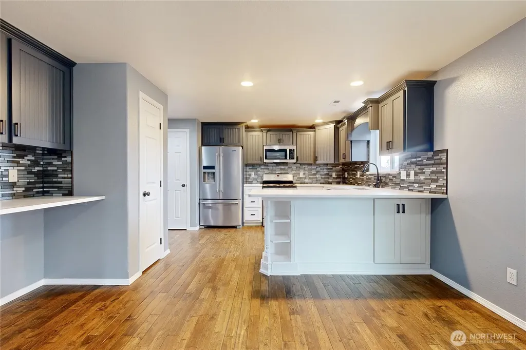 1149 SE Surita Court College Place WA 99324