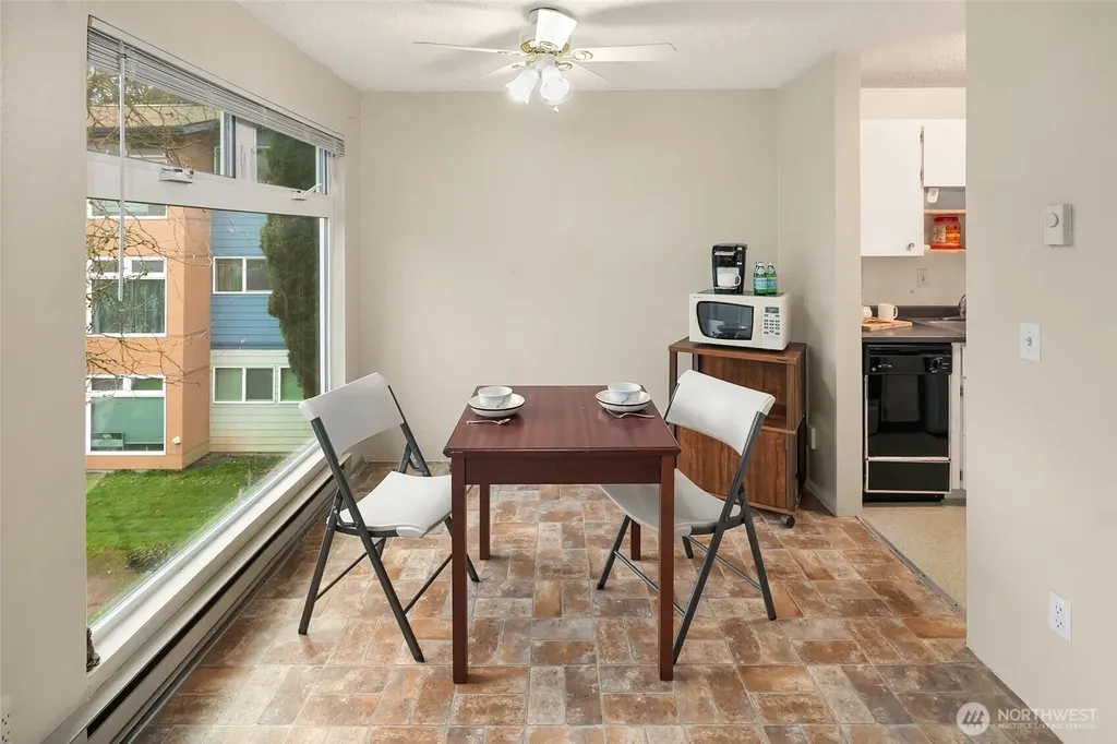 15156 65th Avenue S Tukwila WA 98188