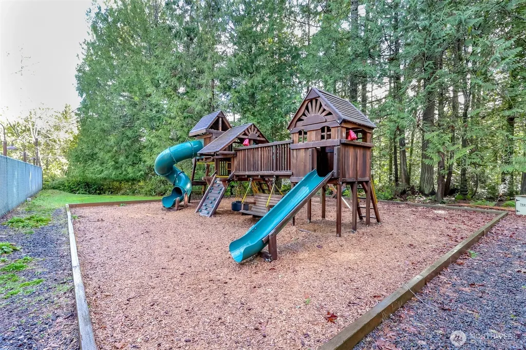 713 E Pointes Drive W Shelton WA 98584