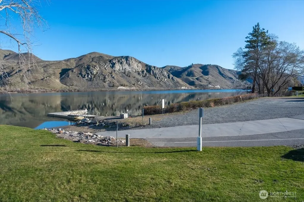 105 Crestview Drive Orondo WA 98843
