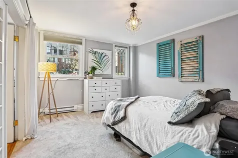 1508 10th Avenue E Seattle WA 98102