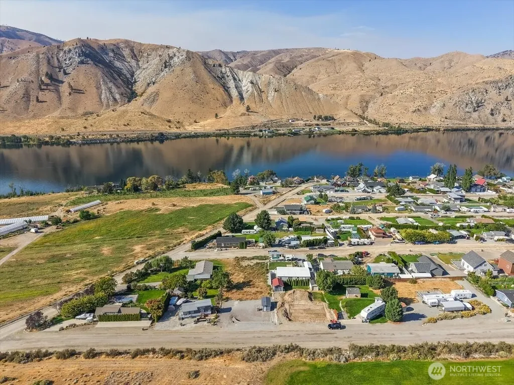 204 Willow View Drive Orondo WA 98843