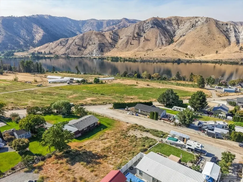 204 Willow View Drive Orondo WA 98843